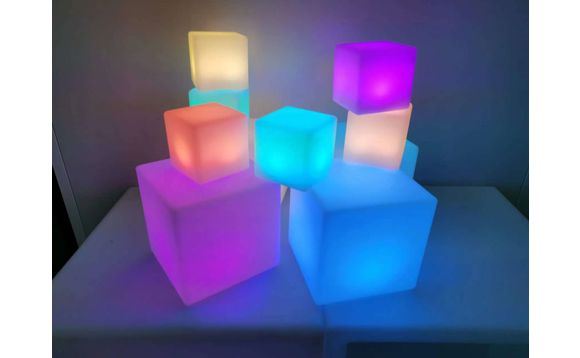 Colour Changing Cubes – Set of 10 - louisekool