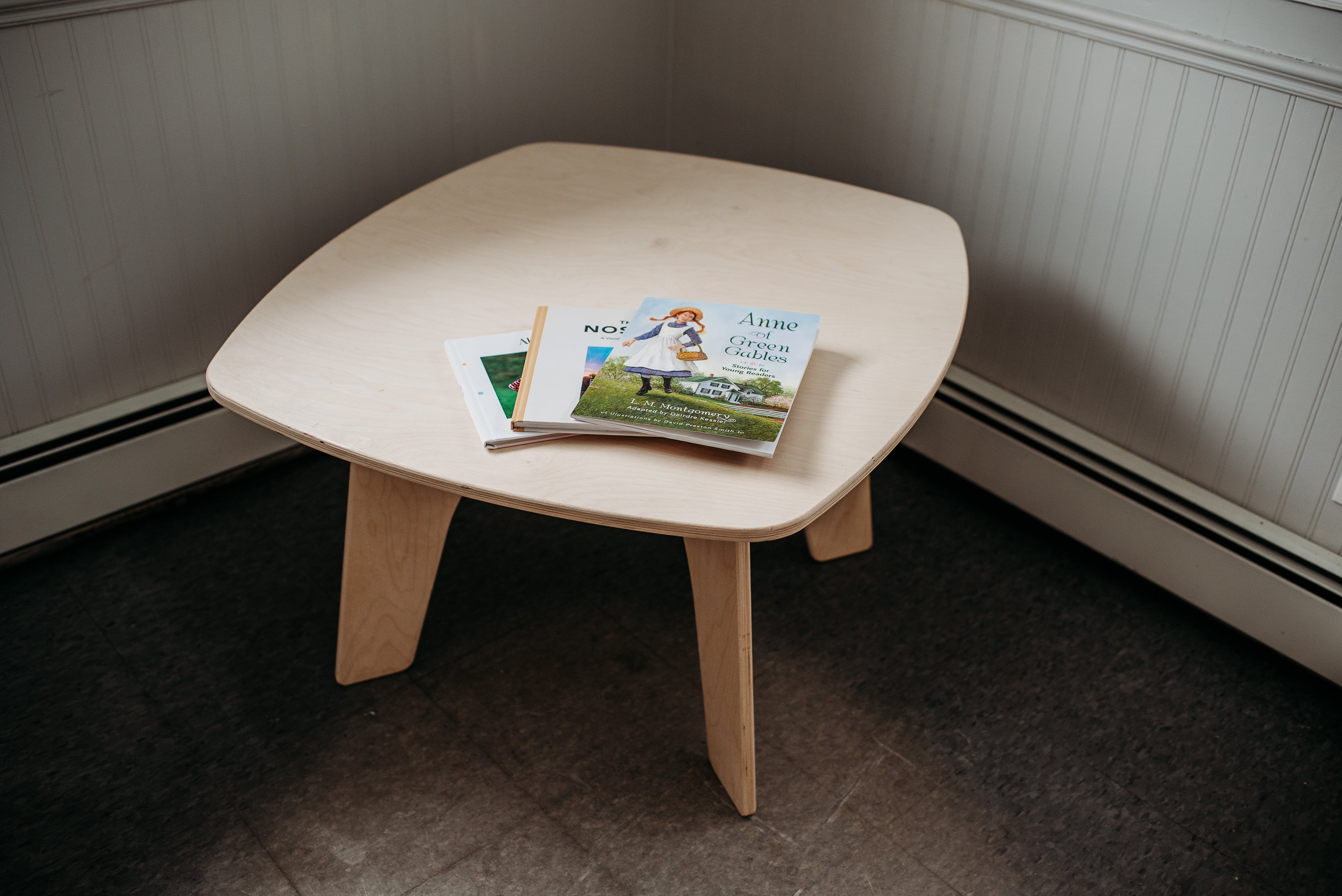 Long Group Oval Table - louisekool