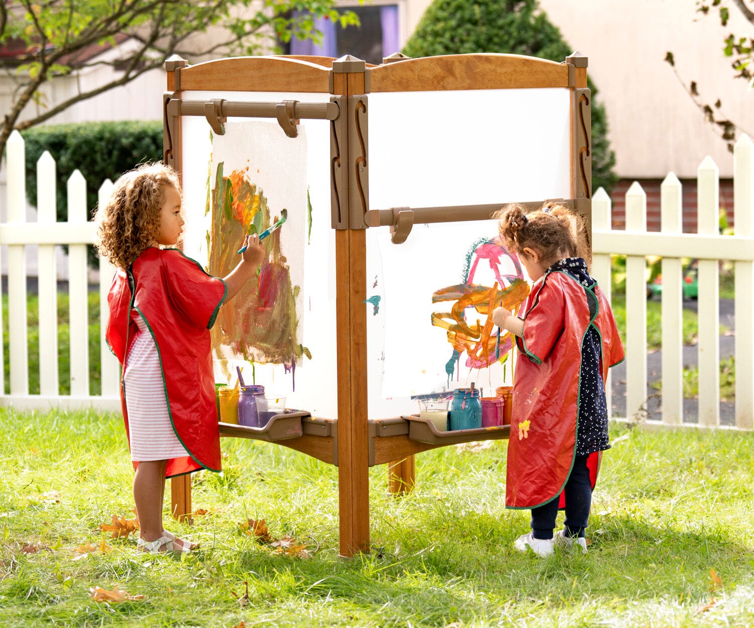 Outlast Easel Island by Community Playthings - louisekool