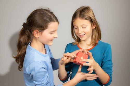 Climbing Cube - louisekool