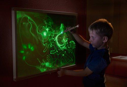 Luminous Touch Board - louisekool