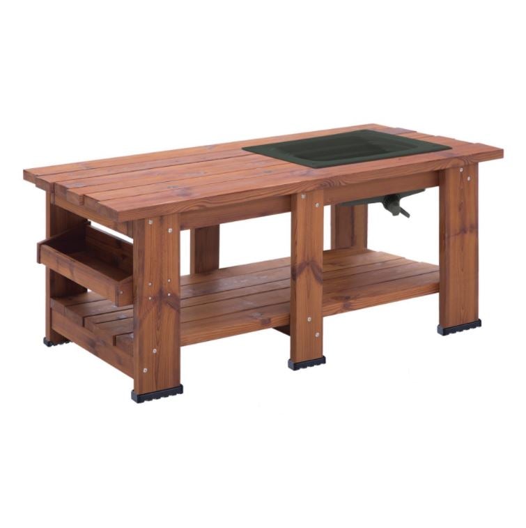 Nature to play mud kitchen  - louisekool