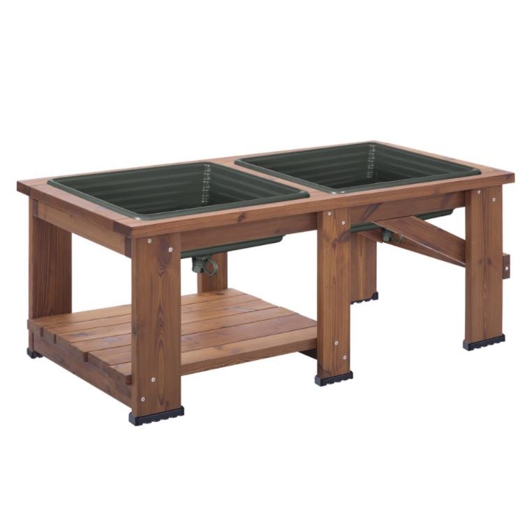 Nature to play water table  - louisekool