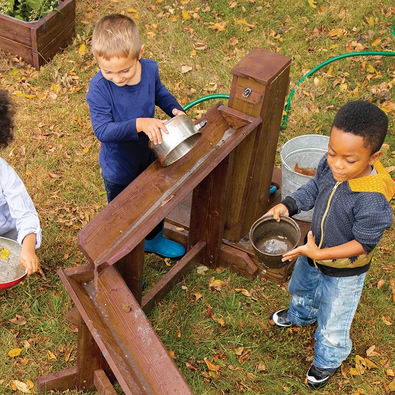 Nature to Play™ Water Towers and Troughs - louisekool