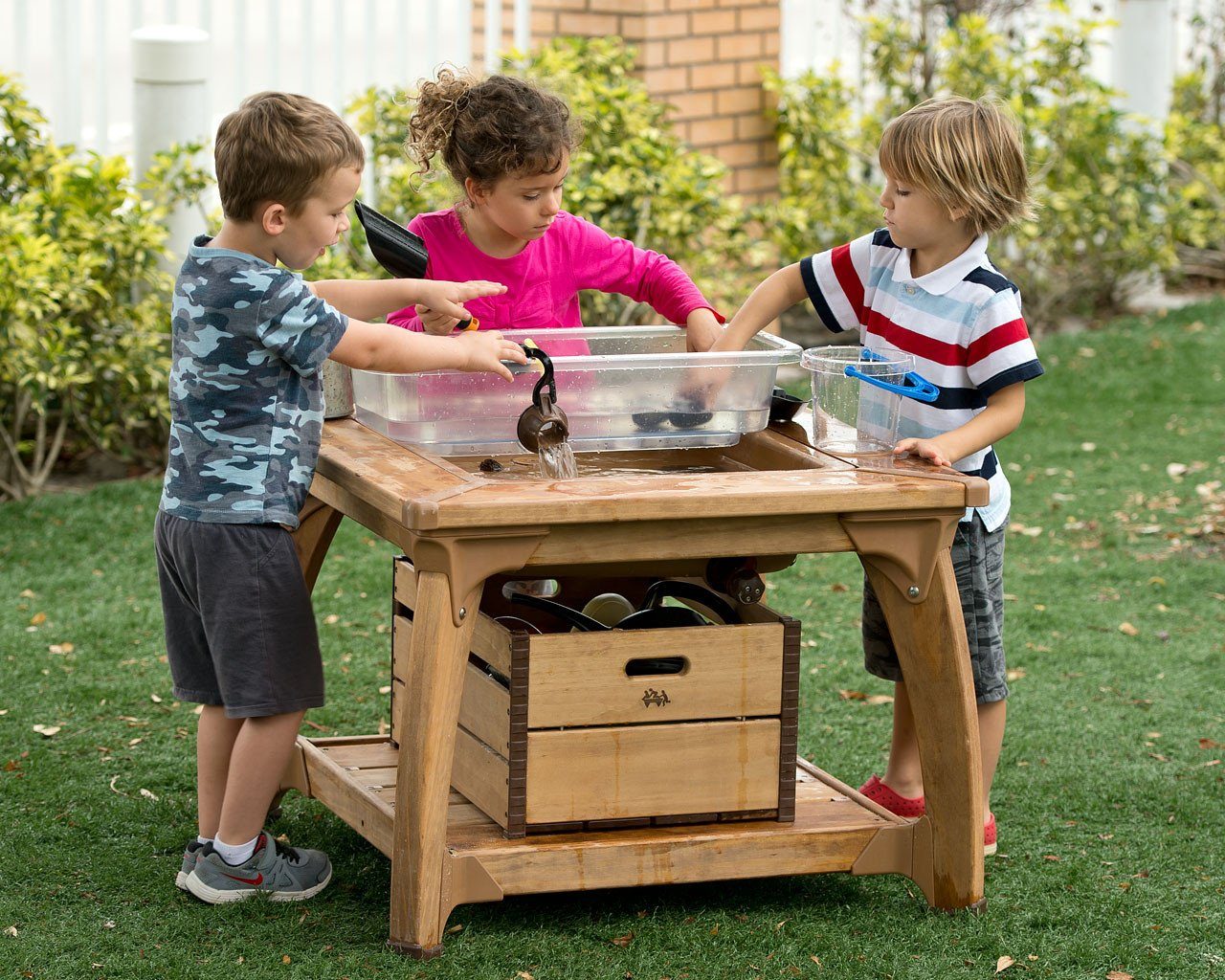 Outlast Single Water Table - Preschool 24"� - louisekool