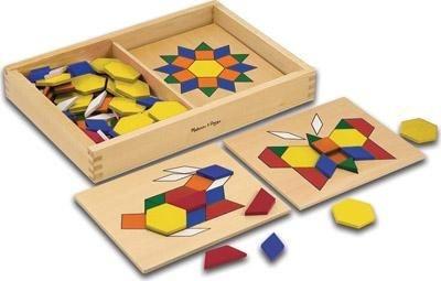 Pattern Blocks and Board - Set of 5 - louisekool