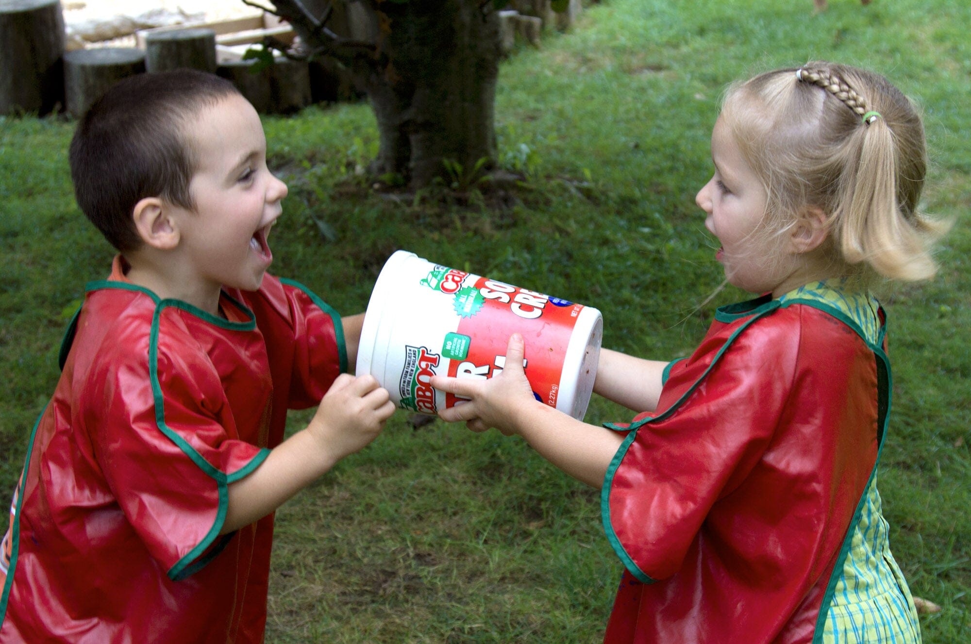 AS IS Community Playthings Tulip Apron - Medium - louisekool