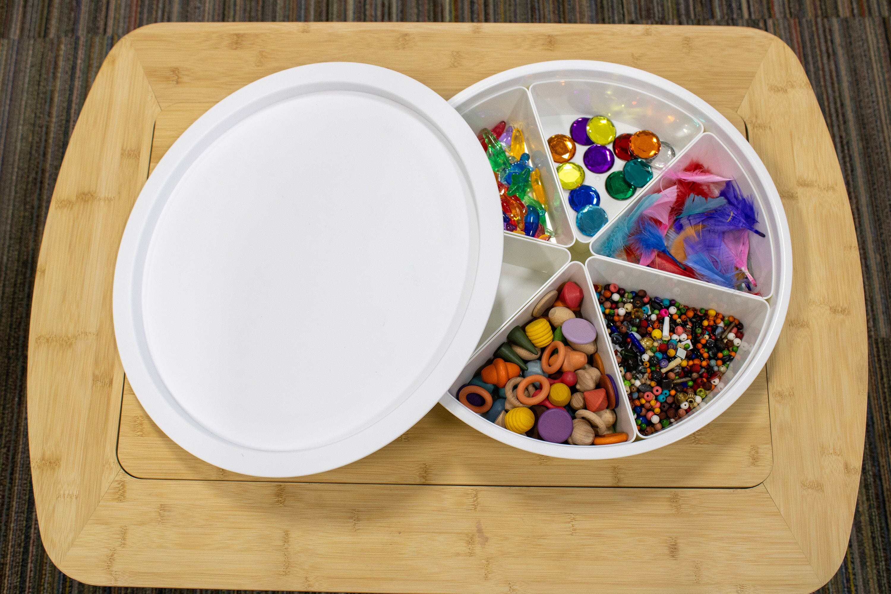Colomat Compartment Play Tray with Lid - louisekool