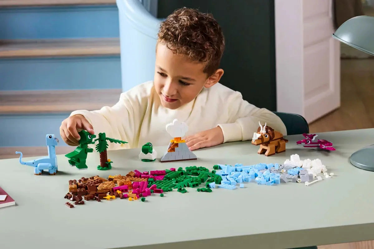 LEGO® Creative Dinosaurs - Set of 450 - louisekool