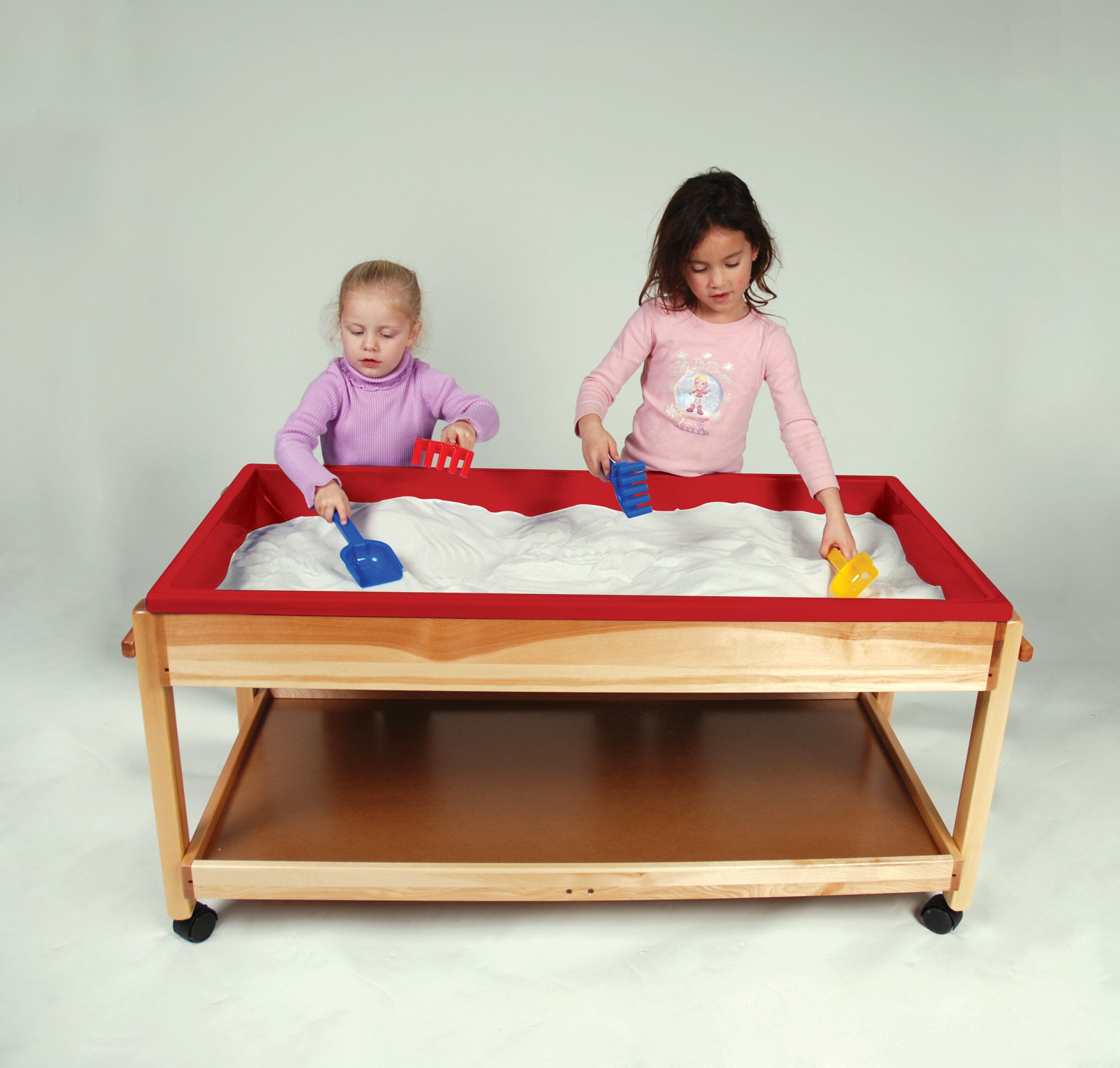 Sand and Water Play Table - louisekool
